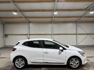 krockskadad bil auto Renault Clio 1.0TCe 74kW Airco Zen 2019/10