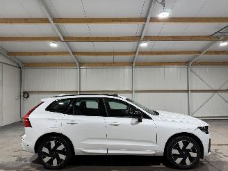 krockskadad bil auto Volvo Xc-60 2.0T6 PluginHybrid 186kW Automaat AWD Ultimate DARK Pano 2024/6