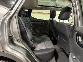 Nissan Qashqai 1.2 85kW Automaat Pano N-Connecta picture 21