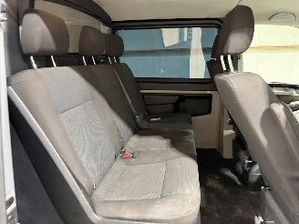 Volkswagen Transporter 2.0TDI 103kW DC Highline picture 38