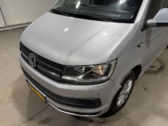 Volkswagen Transporter 2.0TDI 103kW DC Highline picture 23