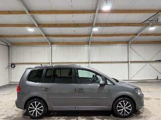 Schadeauto Volkswagen Touran 1.2TSI 77kW Navi Comfortline Bluemotion 2012/6