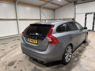 Volvo V-60 2.0T5 180kW Automaat Summum Schuifkantel picture 6