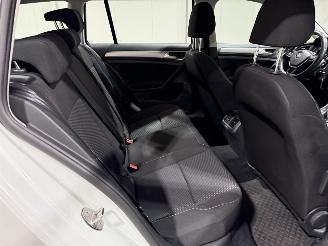 Volkswagen Golf 1.6TDI 85kW Automaat Trendline picture 24