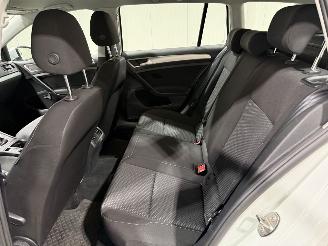 Volkswagen Golf 1.6TDI 85kW Automaat Trendline picture 23