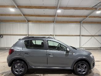 Voiture accidenté Dacia Sandero 0.9TCe 66kW Automaat SL Stepway 2017/10