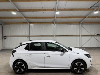 Vaurioauto  passenger cars Opel Corsa-E 50kWh 100kW CLima Camera ELECTRIC 2024/4