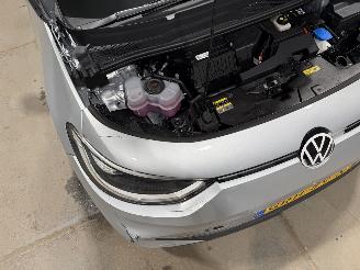 Volkswagen ID.3 59kWh 170kW PRO Orange Edition picture 25