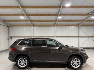Vaurioauto  passenger cars Skoda Kodiaq 1.5TSI 110kW Automaat Business Style 7Persoons 2018/12