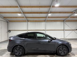 Voiture accidenté Tesla Model Y 58kWh 188kW RWD 2025/6