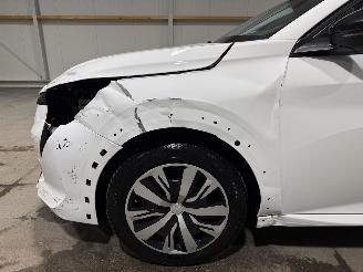 Peugeot e-208 50kWH 100kW Active picture 15