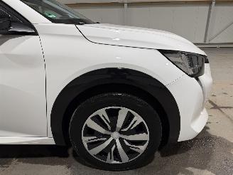 Peugeot e-208 50kWH 100kW Active picture 16