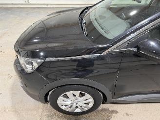 Peugeot 3008 1.2PT 96kW Blue Lease Executive picture 17