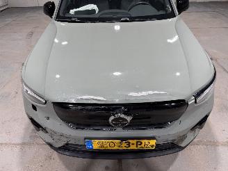 Volvo C-40 69kWh 170kW Recharge Ultimate picture 20