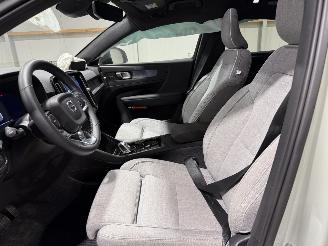 Volvo C-40 69kWh 170kW Recharge Ultimate picture 30