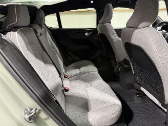 Volvo C-40 69kWh 170kW Recharge Ultimate picture 40