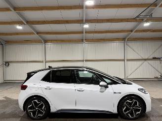 uszkodzony samochody osobowe Volkswagen ID.3 58kWh 150kW First Plus 2020/11