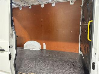 Volkswagen Crafter 35 2.0TDI 103kW L3H3 Trendline Camera picture 36