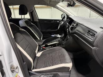 Volkswagen T-Roc 1.5TSI 110kW Sport Business R picture 23