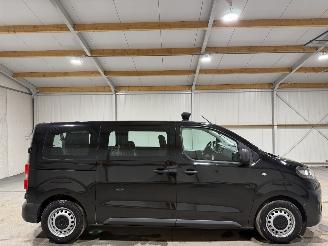 Schadeauto Opel Vivaro / Zafira E 75kWh 100kW L2H1 100kW Innovation Zoeklamp 2021/10