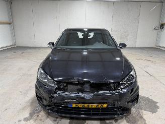 Volkswagen Golf R 2.0TSI 221kW Automaat 4-Motion R Pano picture 4