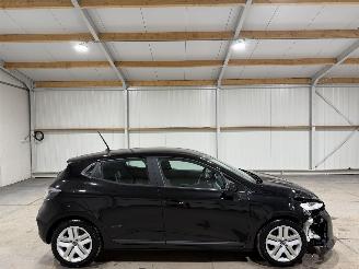 damaged passenger cars Renault Clio E-TECH HYBRID 1.6 69kW Automaat Evolution 2024/2