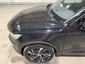 Volvo XC40 1.5T5 Hybrid 132kW Recharge R-Design picture 17