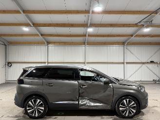 damaged passenger cars Peugeot 5008 1.2PT 96kW Clima Allure 2019/6