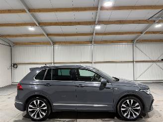 Unfallwagen Volkswagen Tiguan 1.5TSI 110kW Automaat R-Line Business + 2020/11