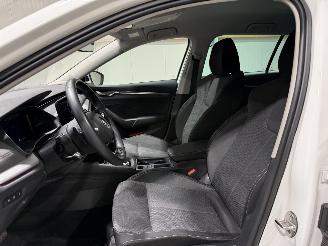 Skoda Octavia 1.0eTSI 81kW Automaat Business Edition Plus picture 27