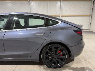 Tesla Model 3 75kWh 340kW AWD Performance picture 13