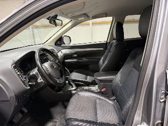 Mitsubishi Outlander 2.0PHEV 89kW Automaat Executive Edition picture 28