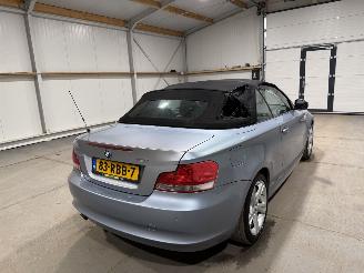 BMW 1-serie Cabrio 118i 105kW Automaat Executive picture 14