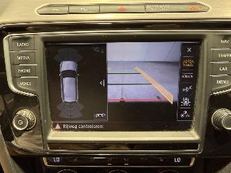 Volkswagen Passat 1.6TDI 88kW Automaat Highline picture 17