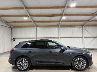 Voiture accidenté Audi E-tron 55 95kWh 300kW Quattro Business Edition luchtvering 2020/12