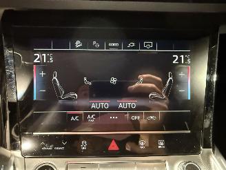 Audi E-tron 55 95kWh 300kW Quattro Business Edition luchtvering picture 21