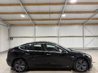 damaged passenger cars Tesla Model 3 60kWh Standard 175kW RWD Plus 2019/8