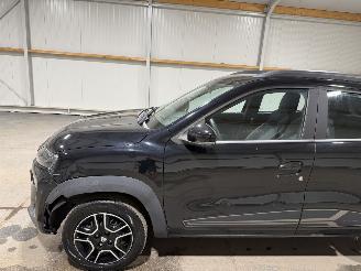 Dacia Spring 27kWh 33kW Comfort Plus OrangePack picture 13