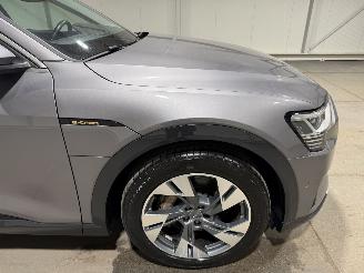 Audi E-tron 50 71kWh 230kW Quattro Luchtvering S Edition Pano picture 16