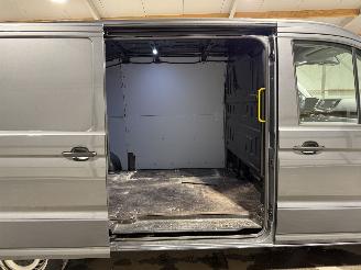 Volkswagen Crafter 30 2.0TDI 103kW L3H2 Comfortline Camera picture 28
