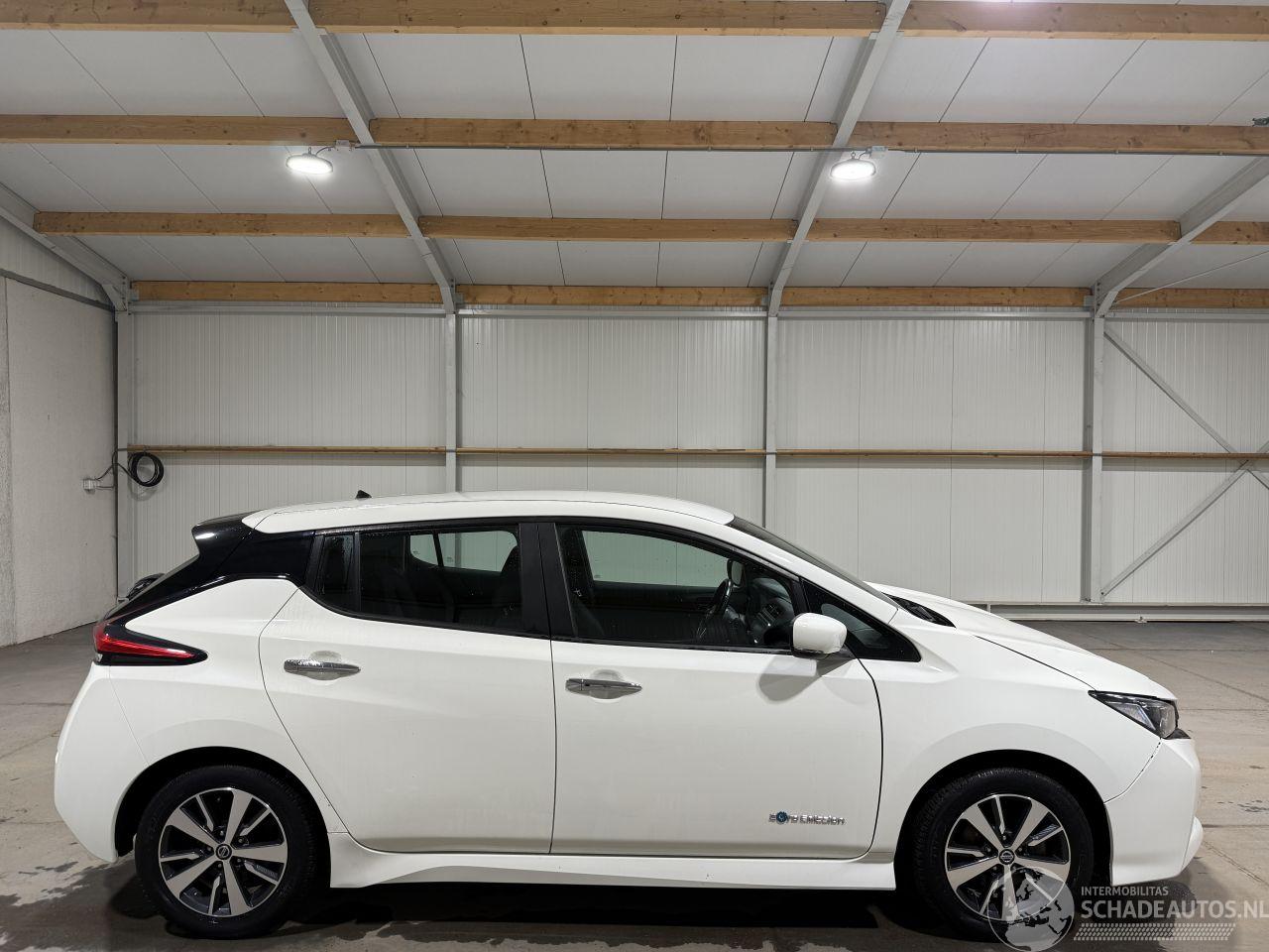 Nissan Leaf 40kWh 110kW Clima Camera Acenta