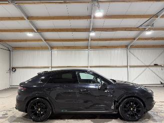 Vaurioauto  passenger cars Porsche Cayenne COUPE 3.0 250kW Automaat AWD 2020/1