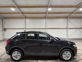 skadebil auto Volkswagen T-Roc 1.5TSI 110kW Automaat Style Business 2021/8