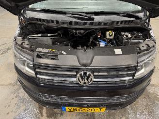 Volkswagen Transporter 2.0TDI 110kW D.C. L2 HigLine picture 17