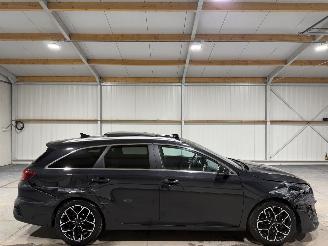Schadeauto Kia Ceed 1.5 T-GDi 103kW GT-PlusLine  Panoramadak 2024/12