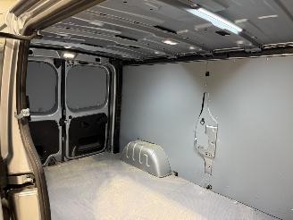 Renault Trafic 52kWh E-Tech T29 L2 HAdvance picture 37