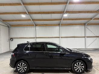 Unfallwagen Volkswagen Golf 1.4eHybrid 110kW Automaat Style 2022/6