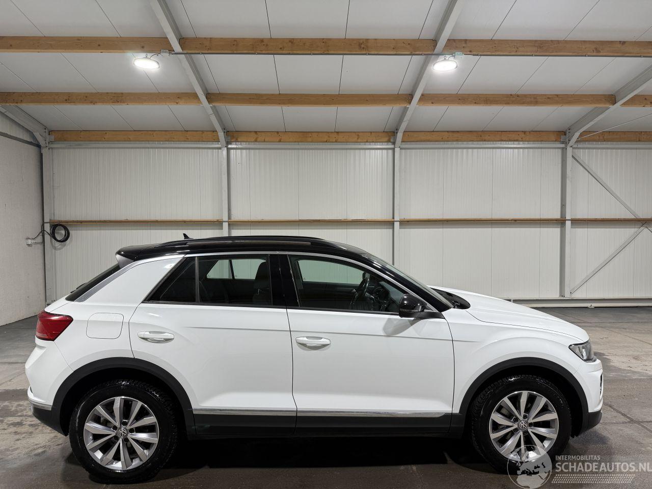 Volkswagen T-Roc 1.0TSI 85kW Camera Sport