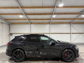Unfallwagen Audi E-tron 50  71kWh 230kW Quattro Launch Edition Plus 2020/8