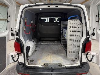 Volkswagen Transporter 2.0TDI 110kW L2H1 DC Airco picture 20